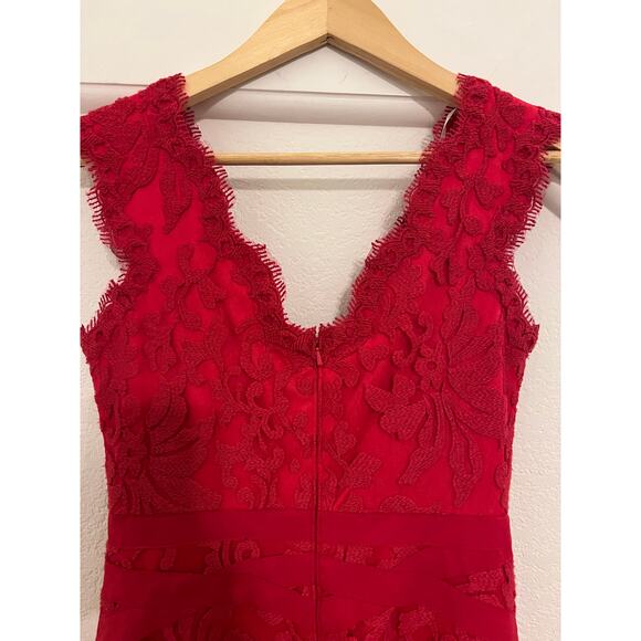 Tadashi Shoji Red Lace Cocktail Midi Dress Womens 4 Whimsigoth Romantic Floral - Picture 10 of 16